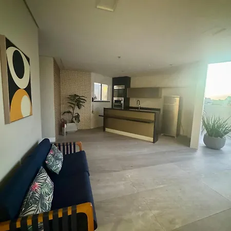 Na De Iracema Apartamento *